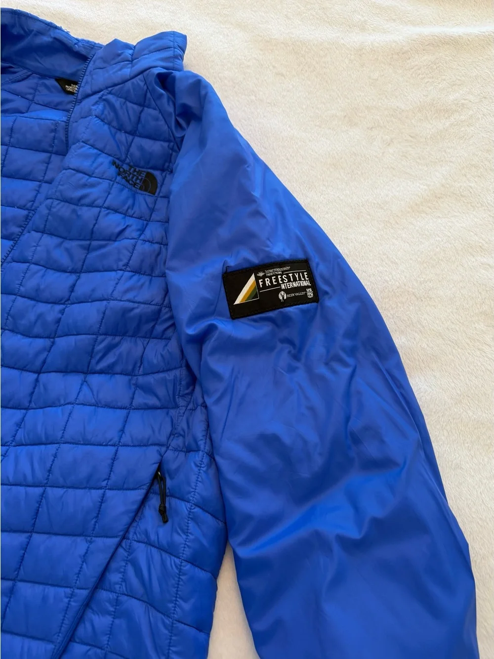 The North Face Men’s Deep Blue Hooded Raincoat with Liner